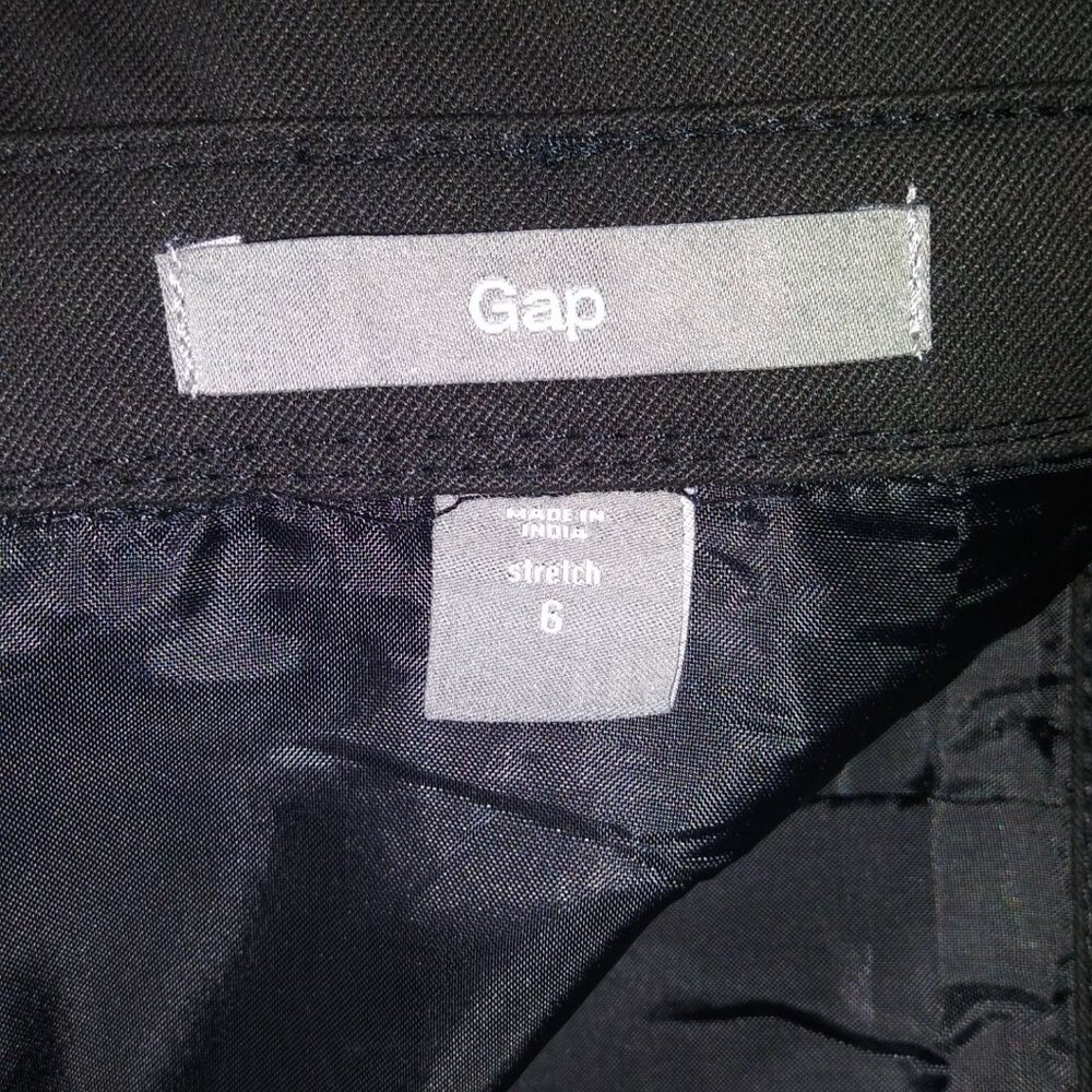 Gap Size 6 Black Skirt Pleated With Front Pockets Lined Zippered Back - Picture 4 of 6